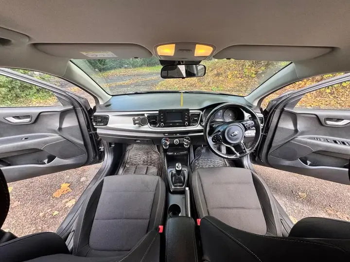 Kia Rio 2017 photo 4