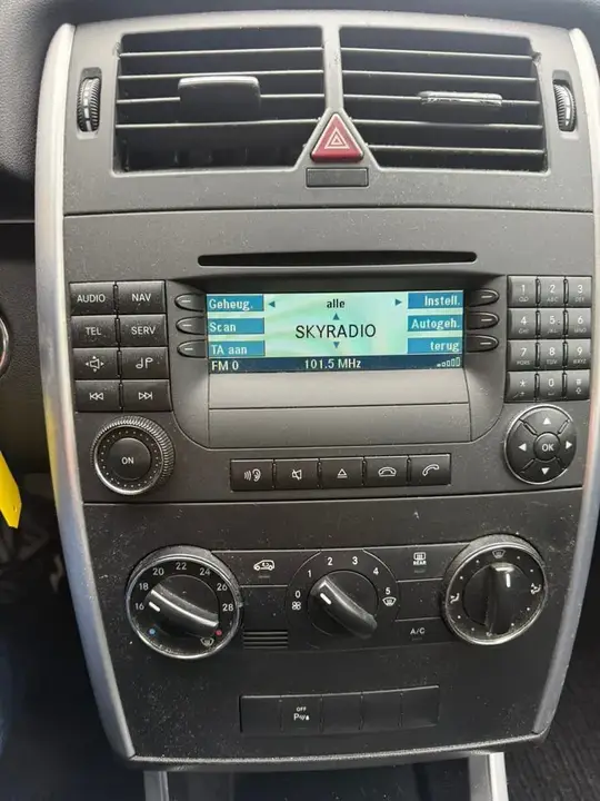 Mercedes-Benz B-Class 2008 photo 3