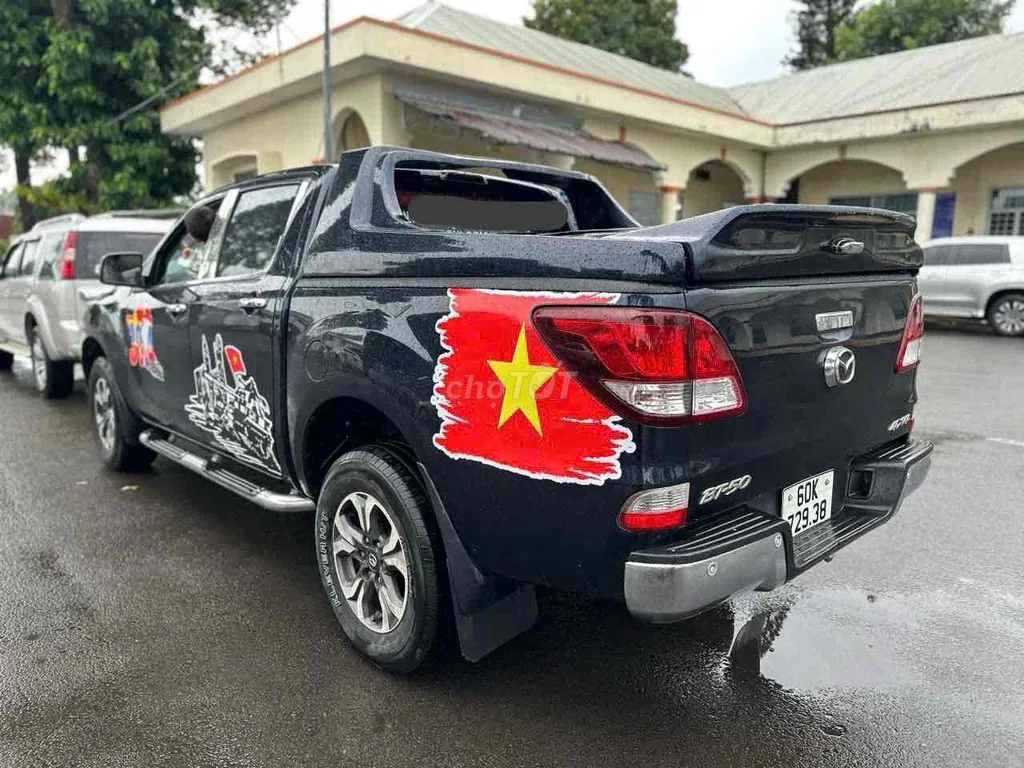 Mazda Bt-50 2016 photo 3