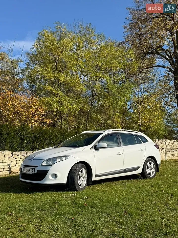 Renault Megane 2011 photo 4