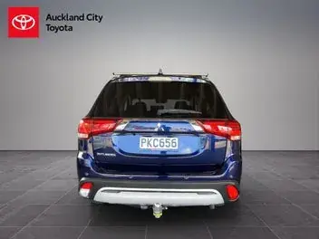 Mitsubishi Outlander 2022 photo 5