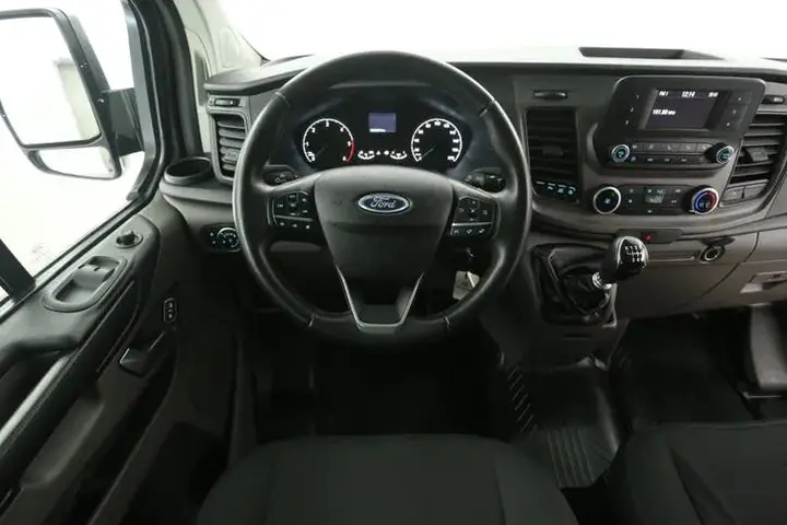 Ford Transit Custom 2021 photo 2