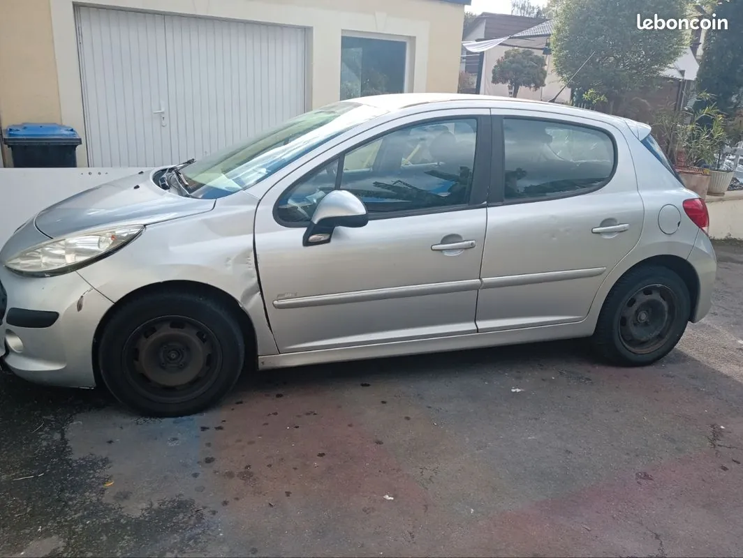 Peugeot 207