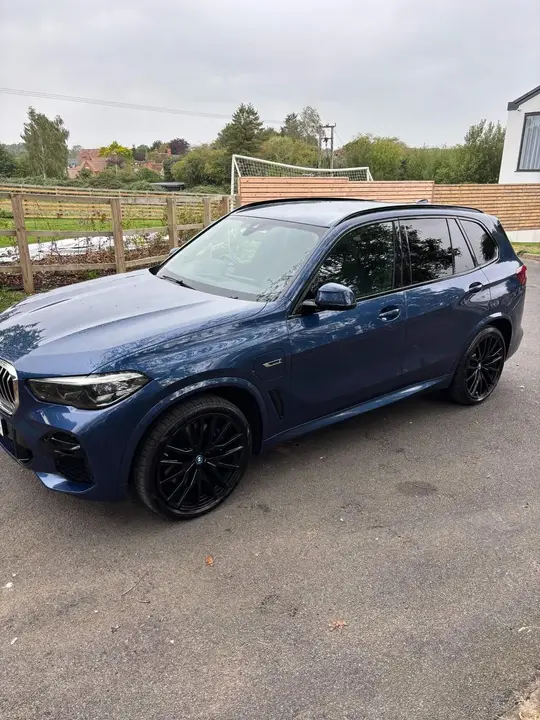BMW X5 2023 photo 2
