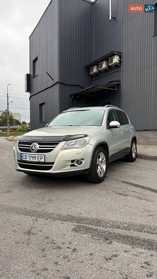Volkswagen Tiguan 2009 photo 2