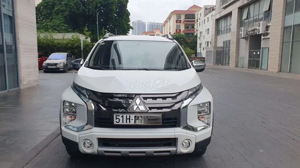 Mitsubishi Xpander Cross