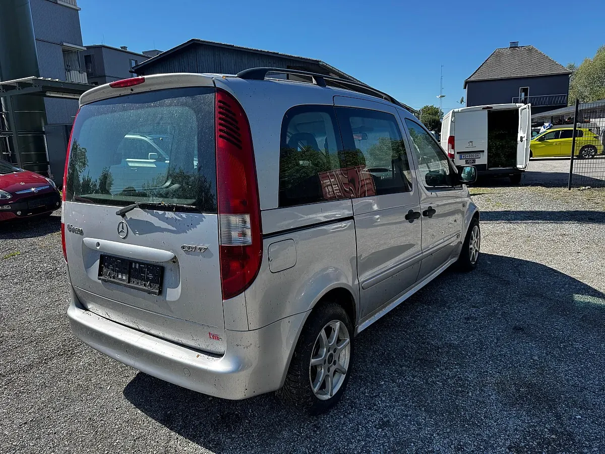 Mercedes-Benz Vaneo 2003 photo 4