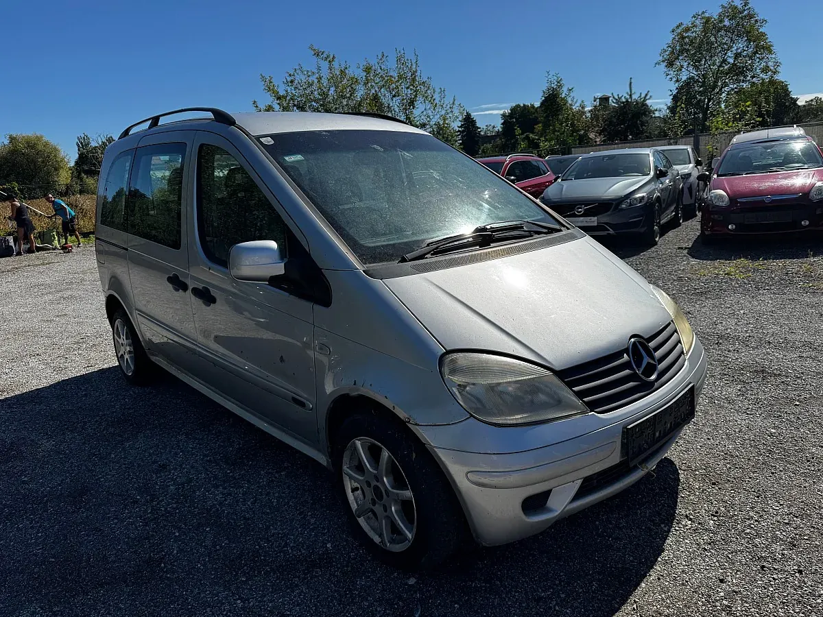 Mercedes-Benz Vaneo 2003 photo 3