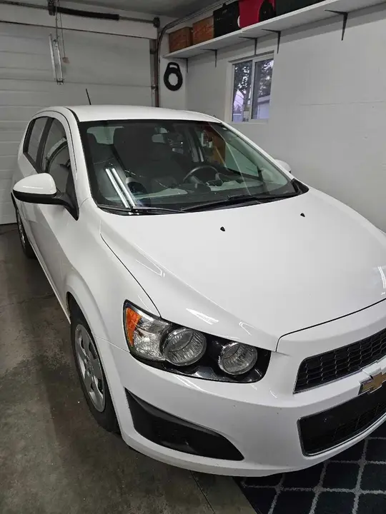 Chevrolet Sonic 2015 photo 2