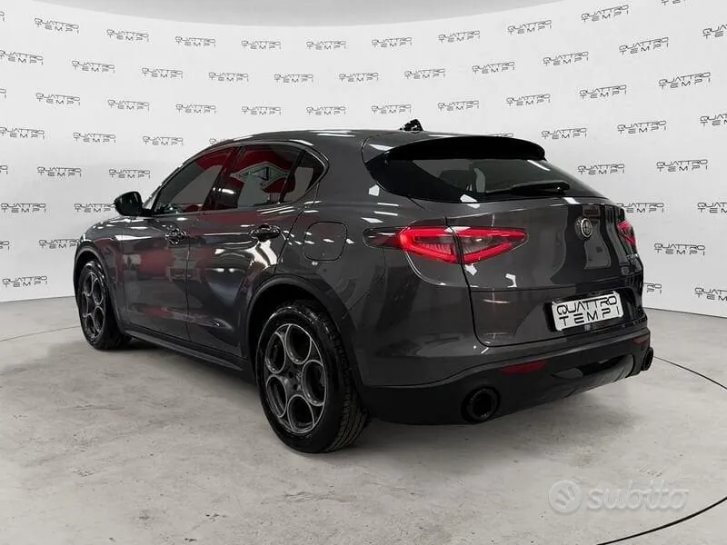 Alfa Romeo Stelvio 2024 photo 5