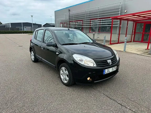 Dacia Sandero 2011 photo 4