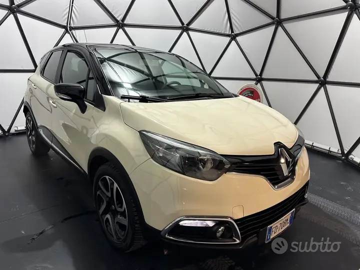 Renault Captur 2016 photo 2