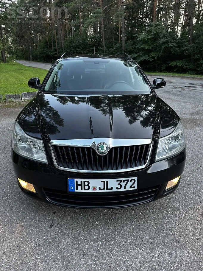 Skoda Octavia 2011 photo 4