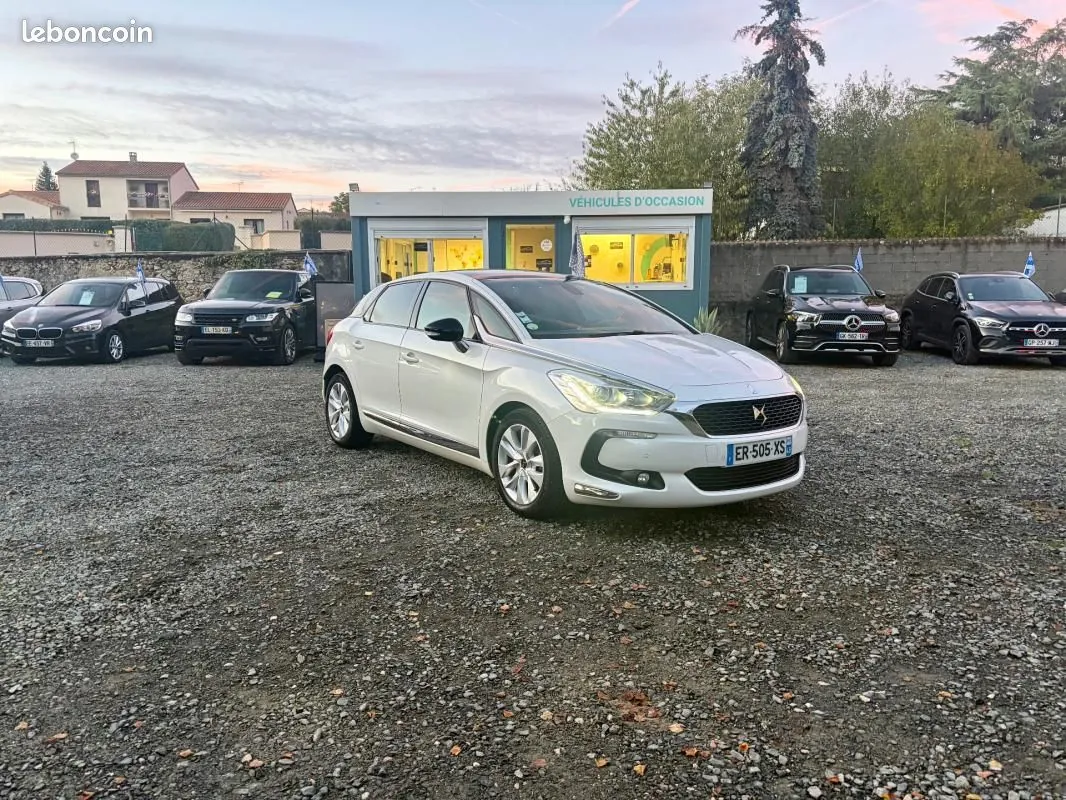 DS Automobiles Ds5
