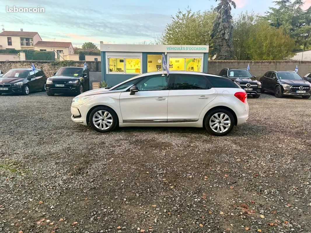 DS Automobiles Ds5 2017 photo 3