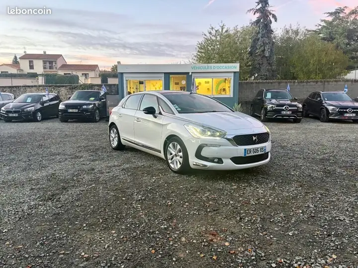 DS Automobiles Ds5