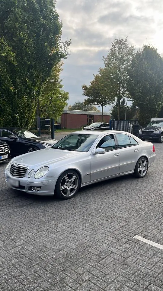 Mercedes-Benz E500