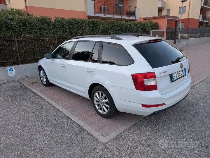 Skoda Octavia 2017 photo 2