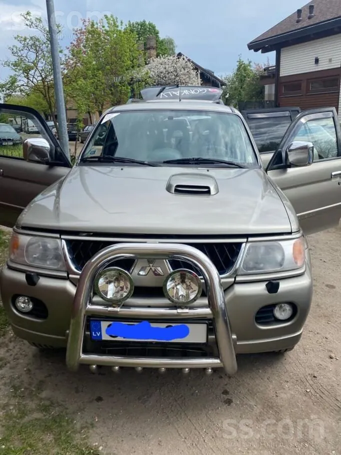 Mitsubishi Pajero Sport