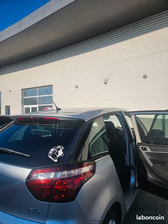 Citroen C4 Picasso 2011 photo 3