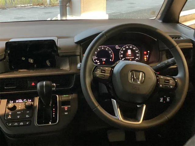 Honda Stepwagon 2026 photo 2