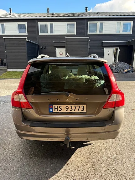 Volvo V70 2008 photo 2
