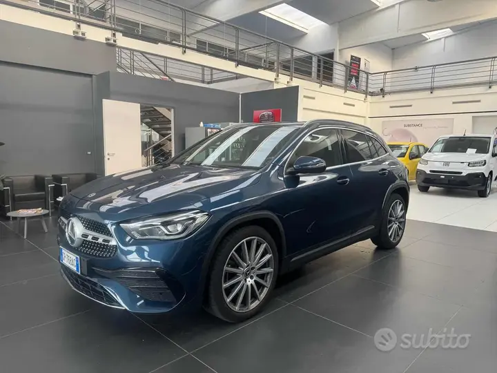 Mercedes-Benz Gla 2023 photo 3