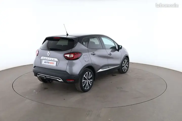 Renault Captur 2018 photo 3