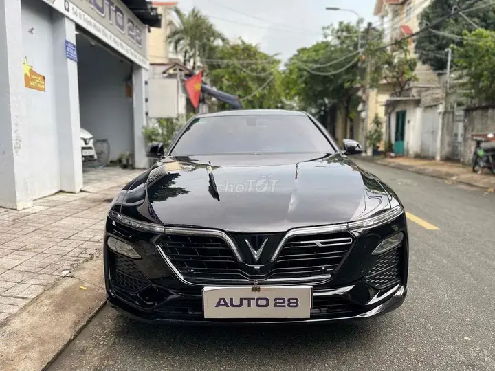 Vinfast Lux A2.0