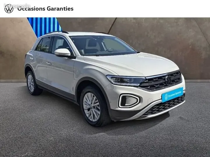 Volkswagen T-Roc 2023 photo 4