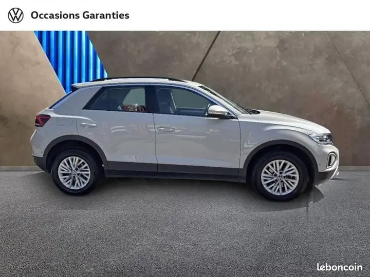 Volkswagen T-Roc 2023 photo 5