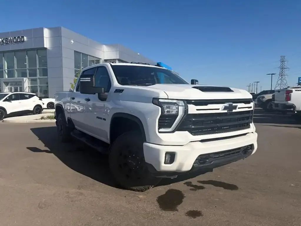 Chevrolet Silverado 2500 2024 photo 2