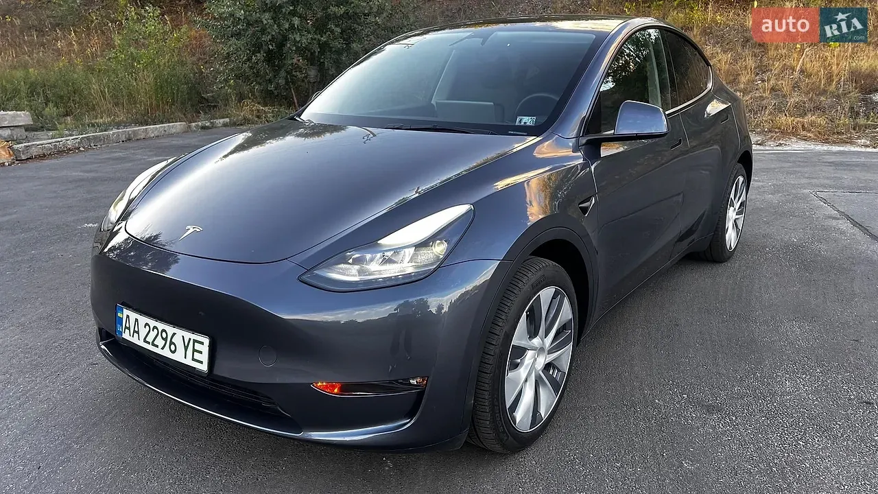 Tesla Model Y