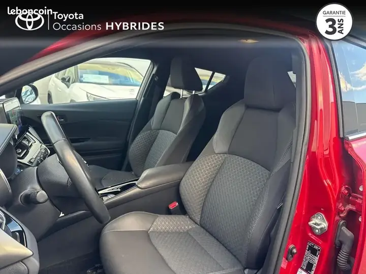 Toyota C-Hr 2023 photo 3
