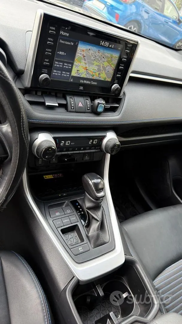 Toyota Rav4 2022 photo 4