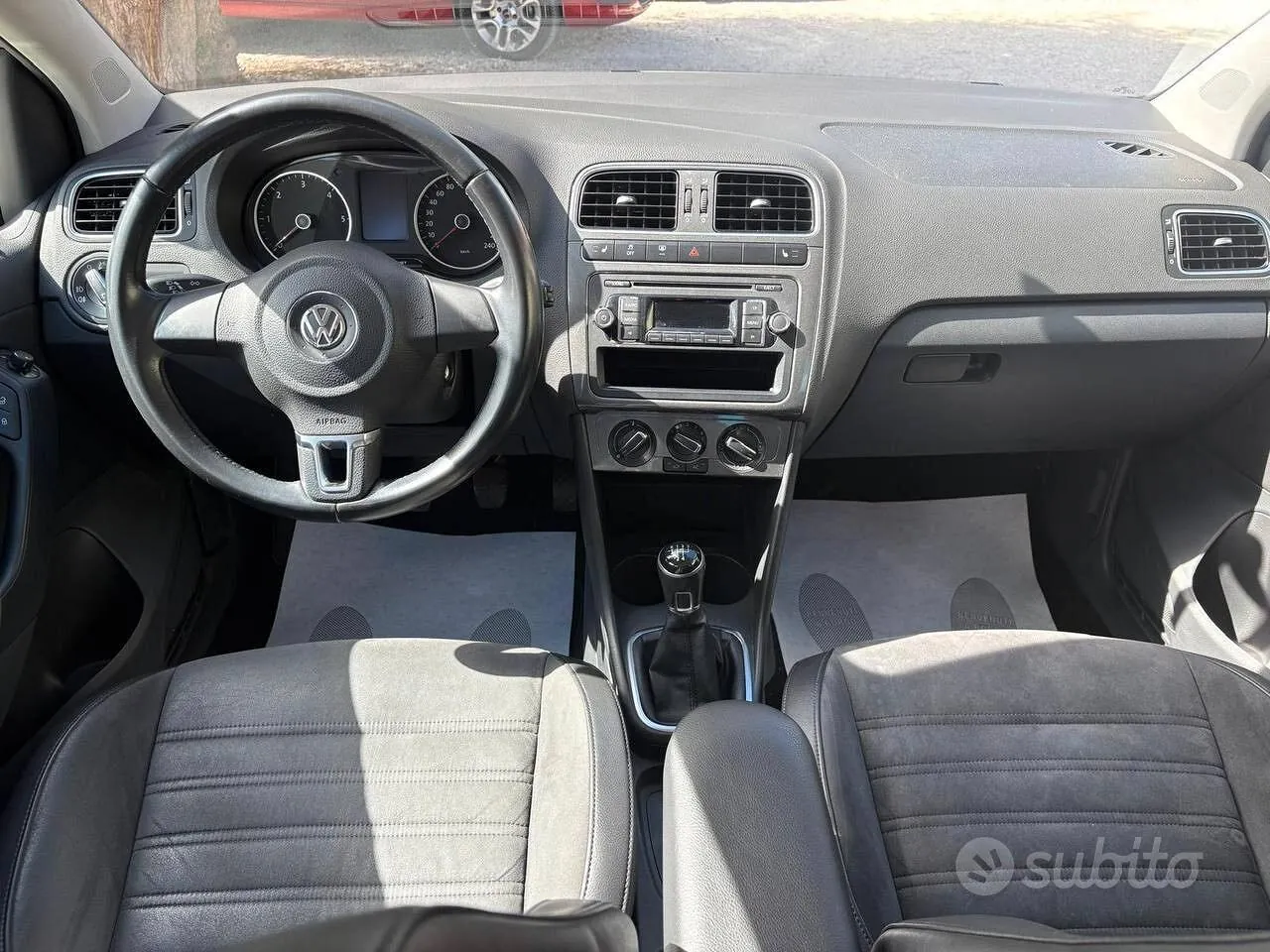 Volkswagen Polo 2013 photo 5