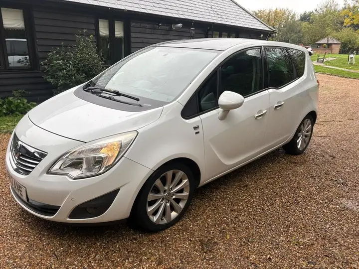 Vauxhall Meriva 2013 photo 3