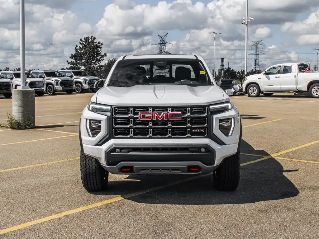 GMC Canyon 2026 photo 3