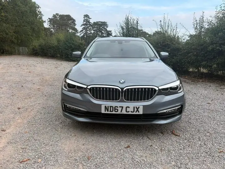 BMW 5 Series 2017 photo 2