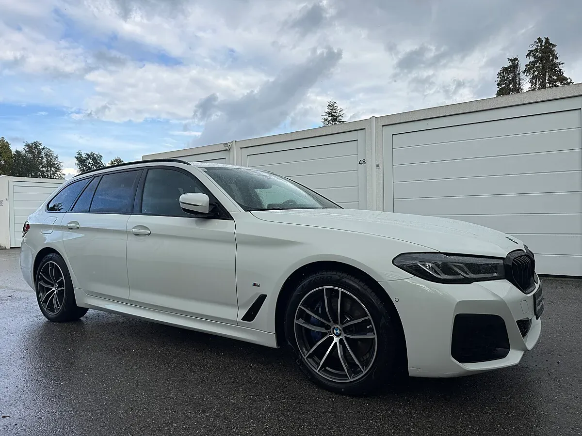 BMW 5 Series 2021 photo 3