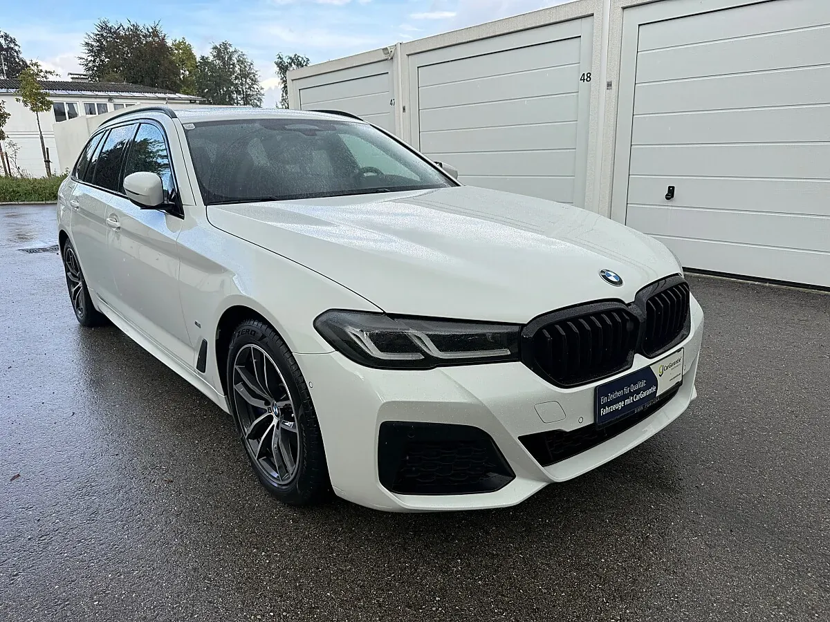 BMW 5 Series 2021 photo 2