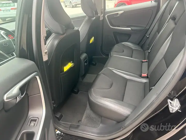 Volvo Xc60 2017 photo 5
