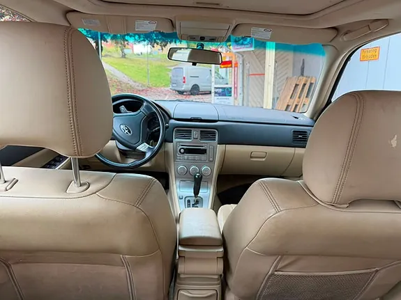 Subaru Forester 2006 photo 2