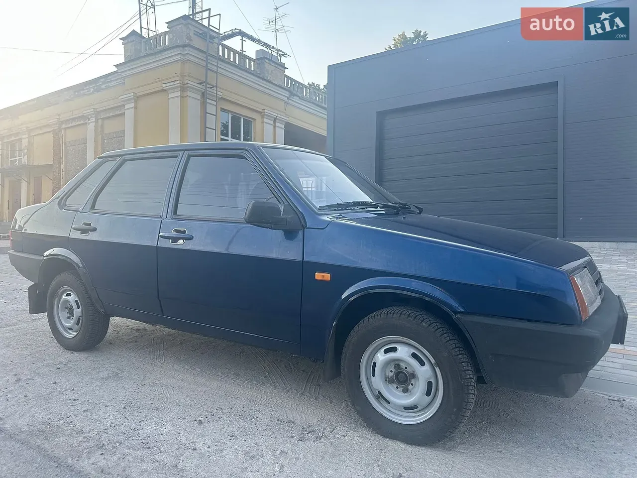 Lada 21099