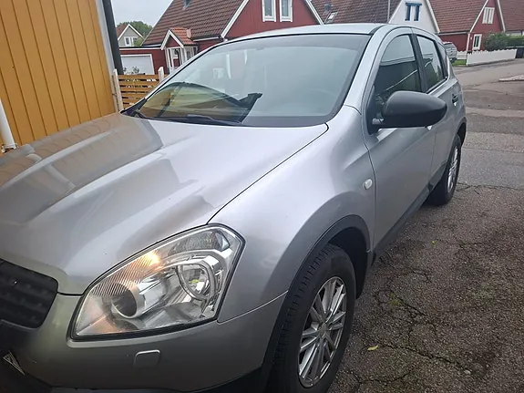 Nissan Qashqai 2007 photo 2