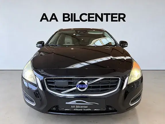 Volvo V60 2011 photo 2