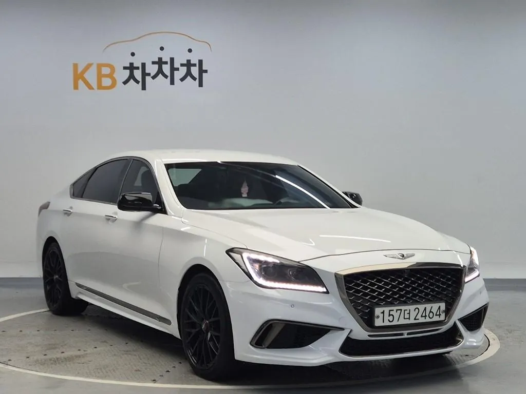 Genesis G80 2017 photo 4