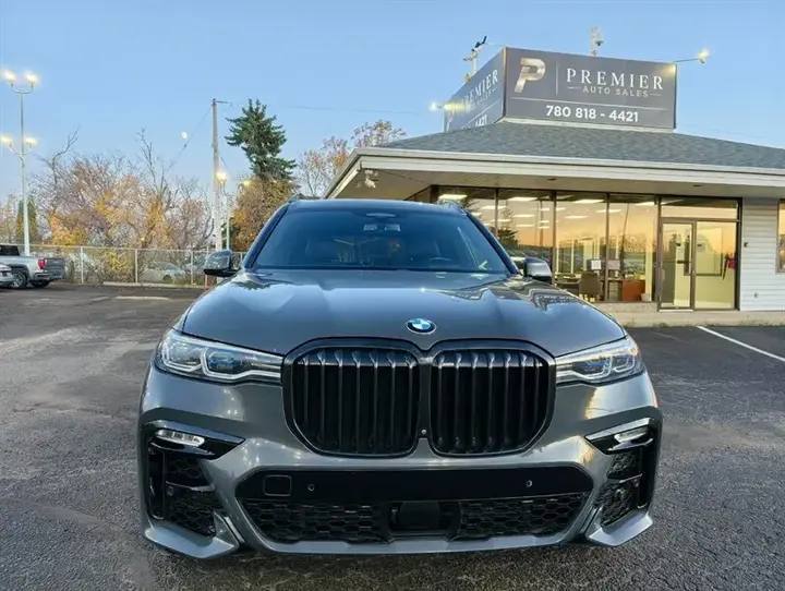BMW X7 2021 photo 2