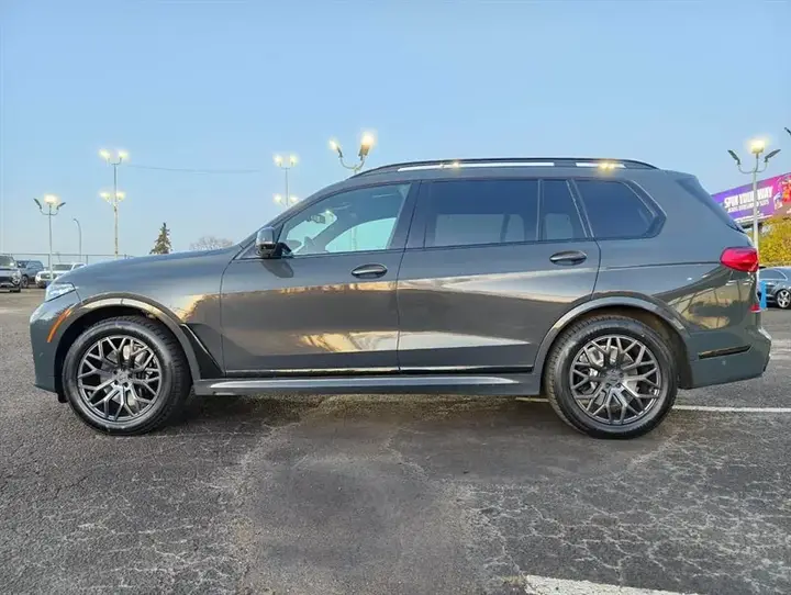 BMW X7 2021 photo 3