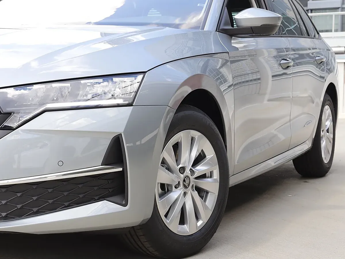 Skoda Octavia 2026 photo 3